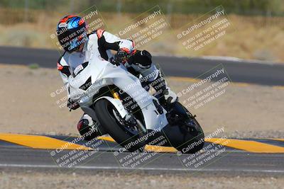 media/Oct-03-2022-Moto Forza (Mon) [[5f077a3730]]/Intermediate Group/Session 3 (Turn 3)/